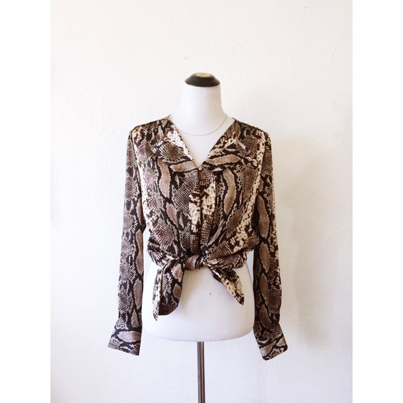 Jones New York Tops - JONES NEW YORK snake print button down blouse